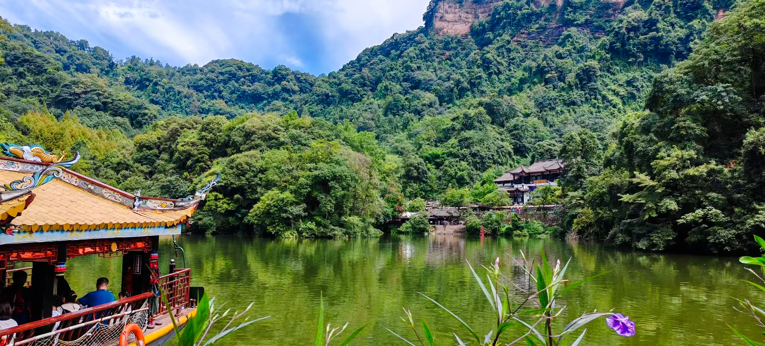 From Chengdu: Dujiangyan Water System and Mt Qingcheng Tour Image 3