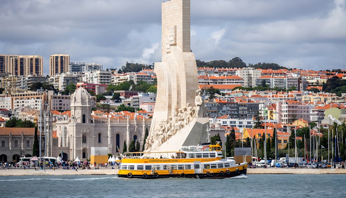 lisbon boat tour