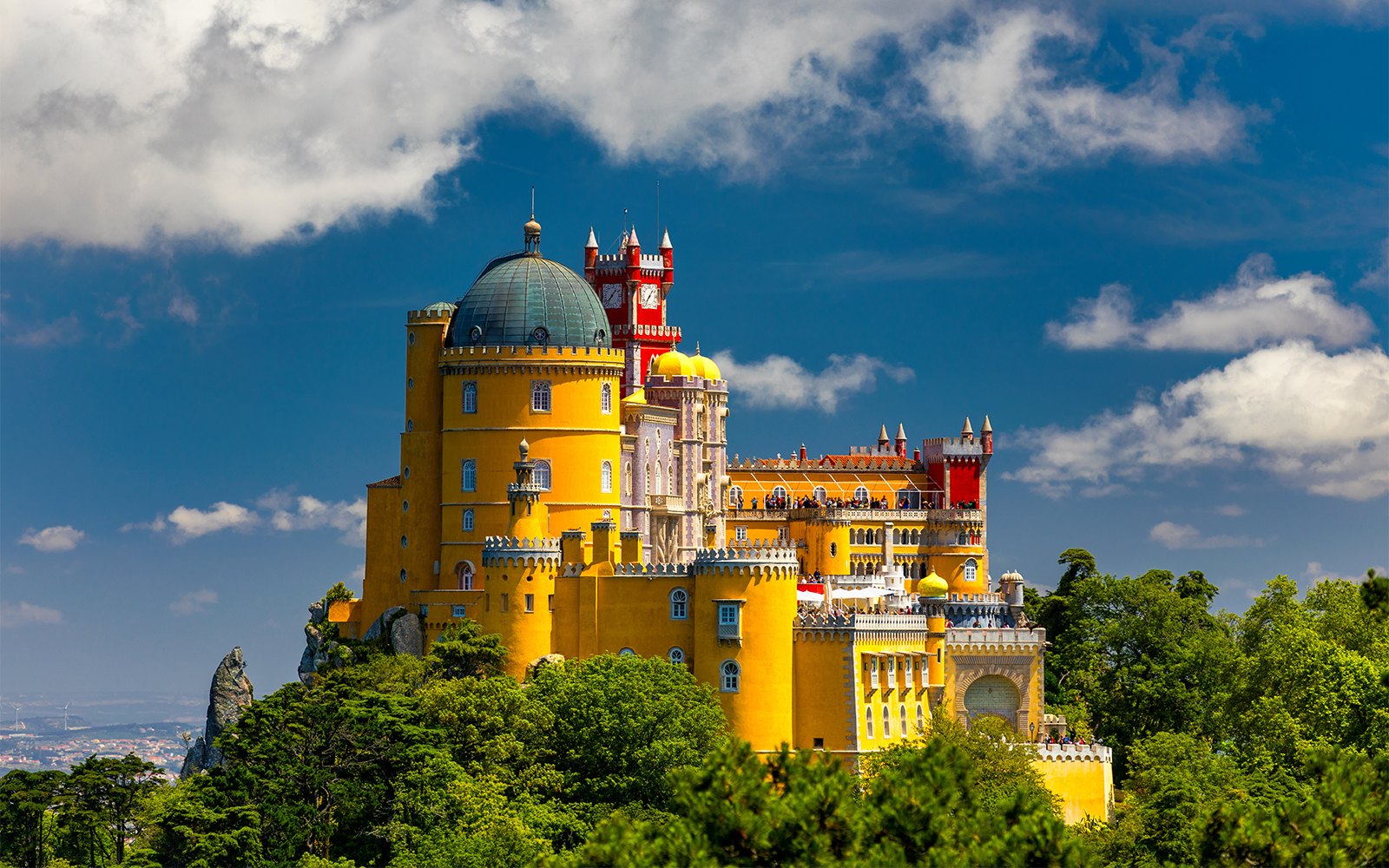 Best ways to get to Pena Palace in Sintra