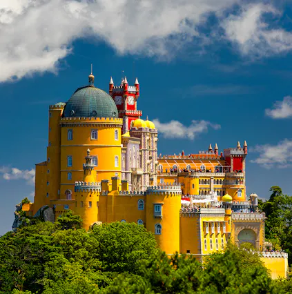 Best ways to get to Pena Palace in Sintra