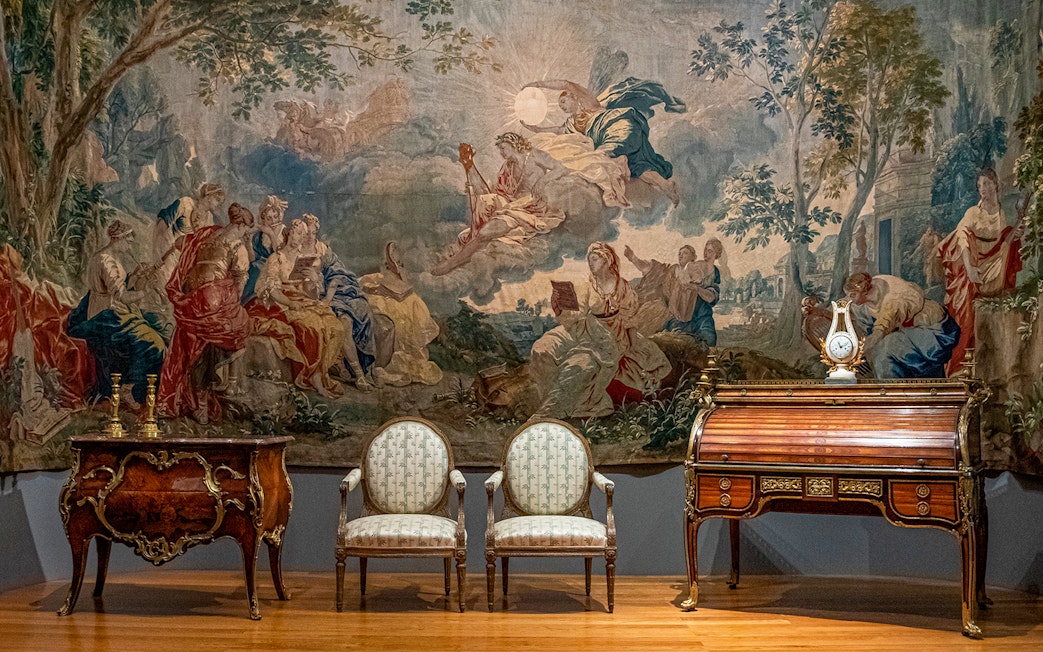 Tapestry and antique furniture at the National Museum of Ancient Art.