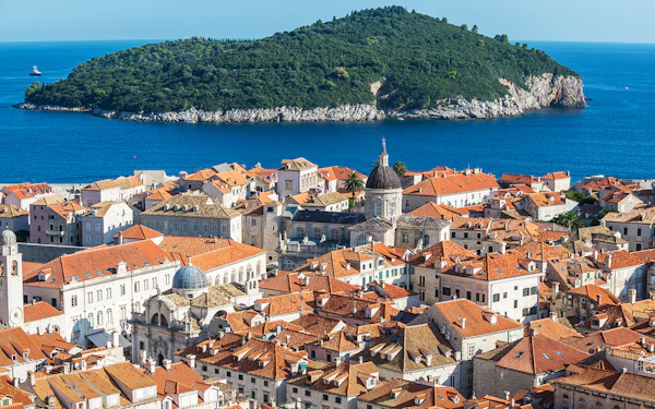 Seaside Journey: Private Transfer from Dubrovnik to Split