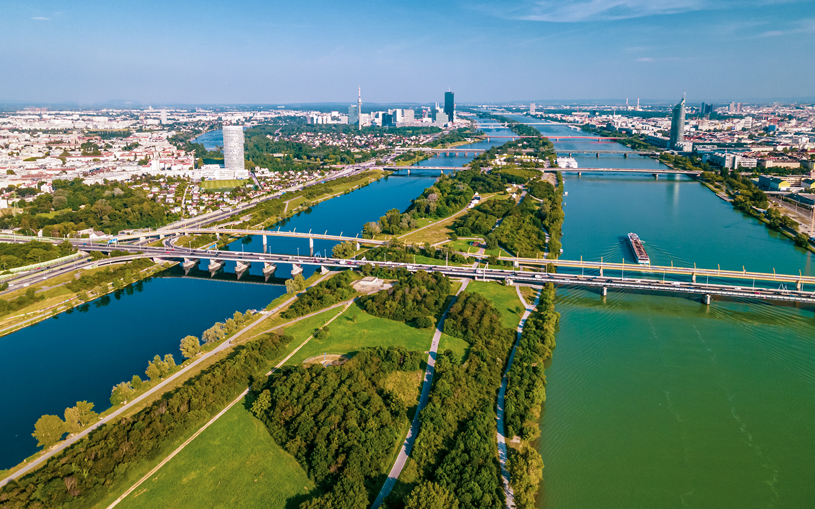  Tuna Adası (Donauinsel)