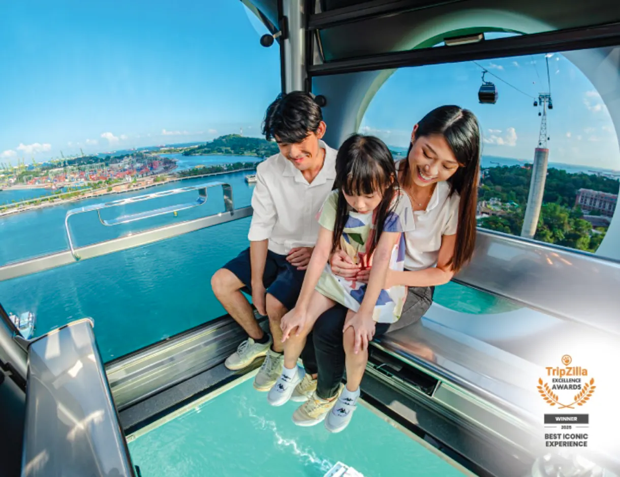 Singapore Cable Car SkyOrb Cabin