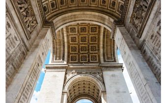 rondleiding met versnelde toegang bij de arc de triomphe, inclusief toegang tot het dakterras en een macaronproeverij-4