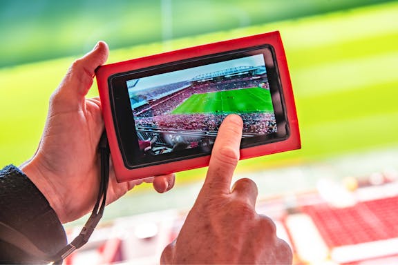 liverpool fc stadium tour with audio guide-3