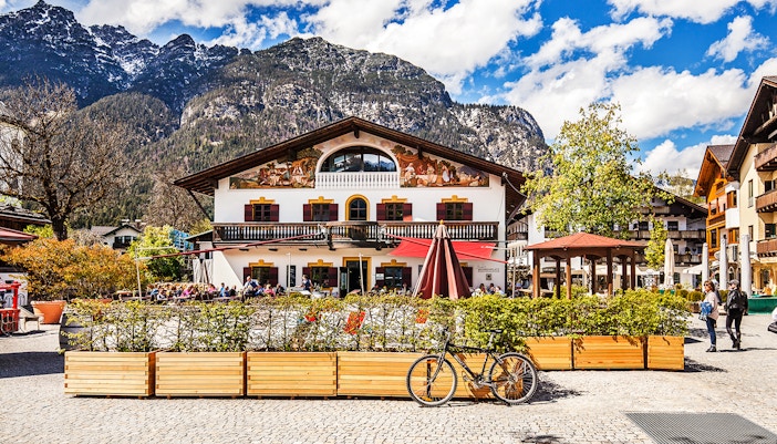 Linderhof Palace Premium Guided Tours