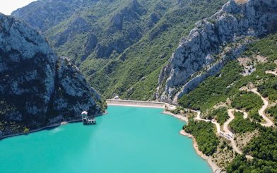 From Tirana: Bovilla Lake & Gamti Mountain Hiking Day Trip by Minivan