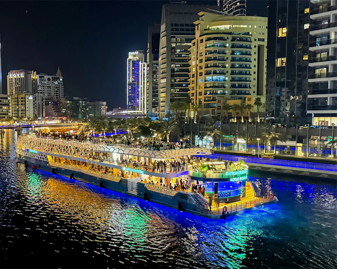 From Dubai Marina: 3-Hour Lotus Mega Yacht Cruise with Buffet Dinner, Unlimited Drinks & Live Entertainment