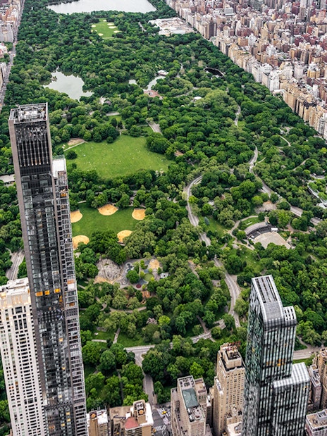 Aerial view of Central Park and Manhattan skyline, NYC tour from Westchester.