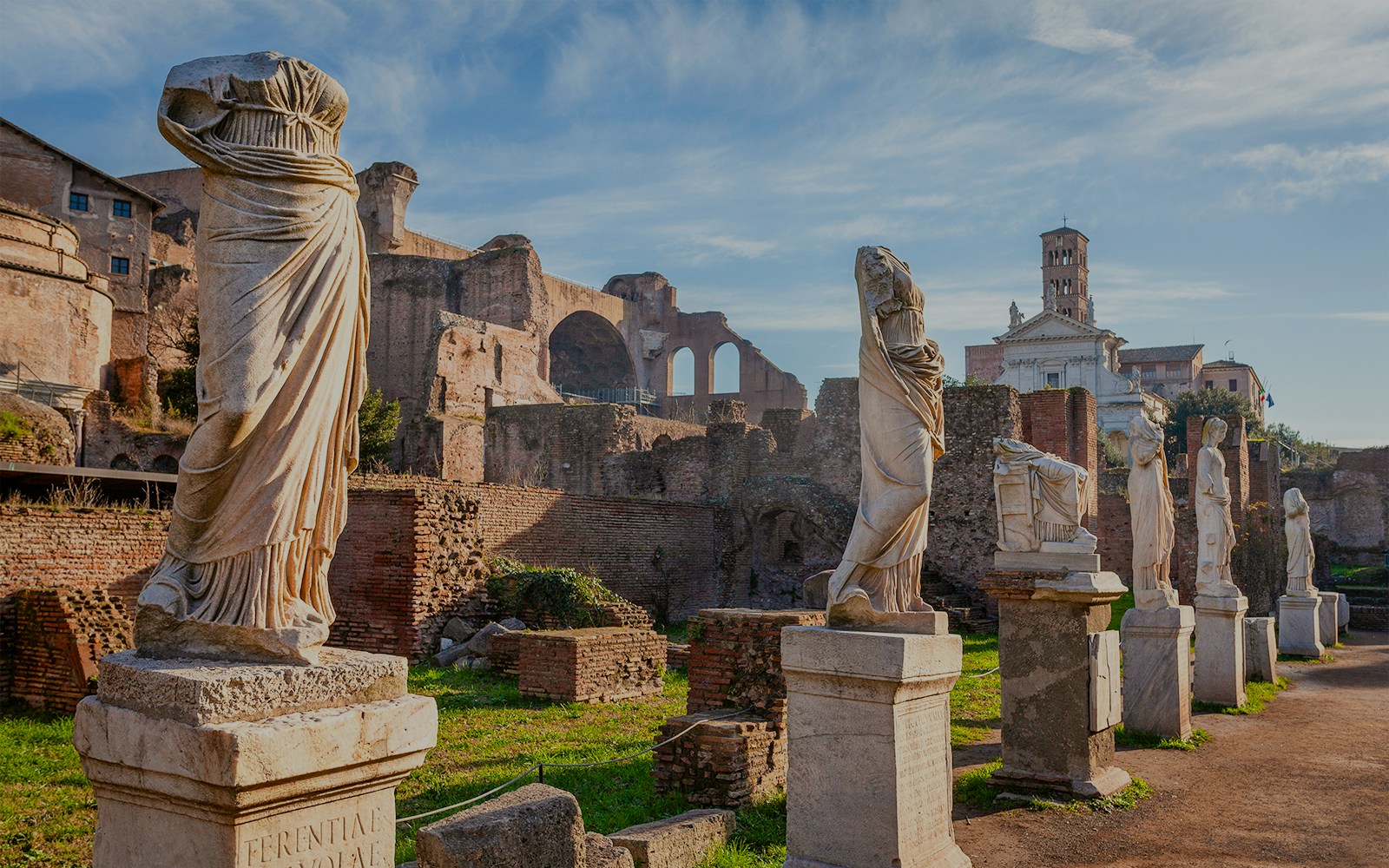 Roman Forum - Statue of vestral virgins