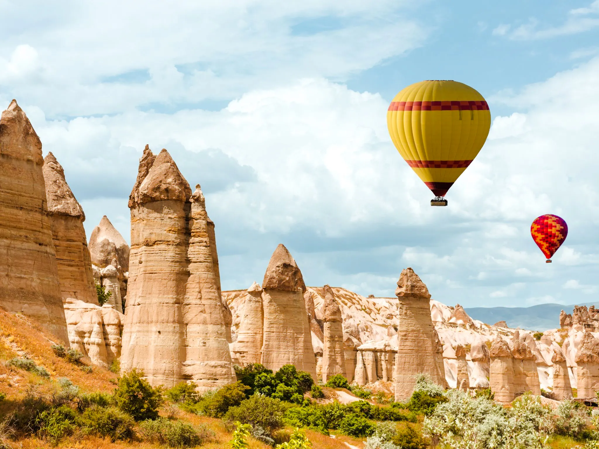 Cappadocia: Sunrise Hot Air Balloon Flight with Round-Trip Hotel Transfers