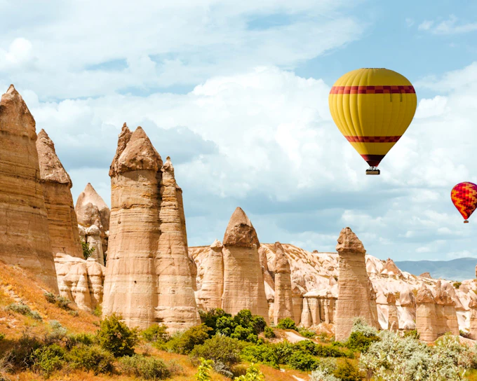 Cappadocia: Sunrise Hot Air Balloon Flight with Round-Trip Hotel Transfers