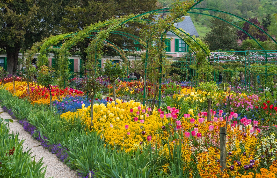 Foundation Monet and flowers in Giverny