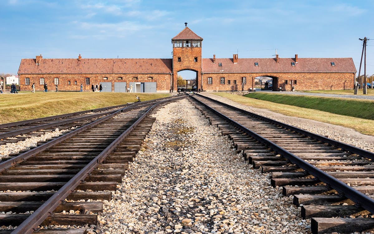 1-day guided tour of auschwitz-birkenau & schindler's factory museum-4 1-day guided tour of auschwitz-birkenau & schindler's factory museum-4