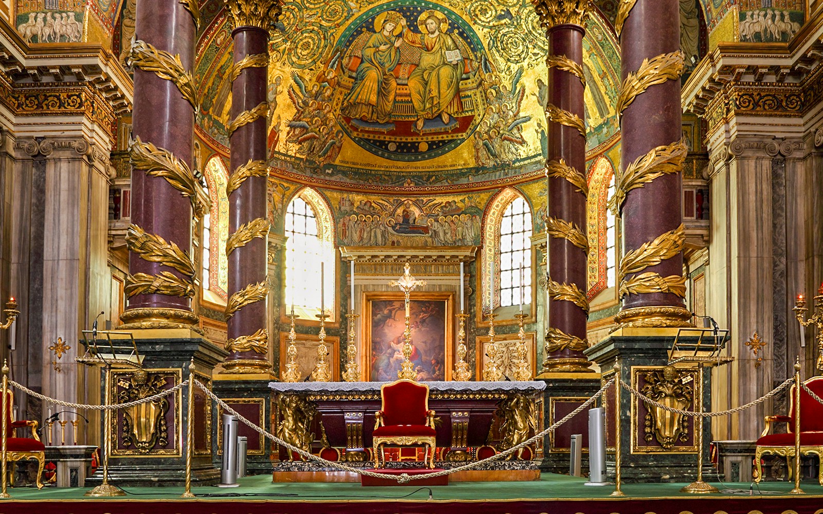 high altar at basilica of st mary major