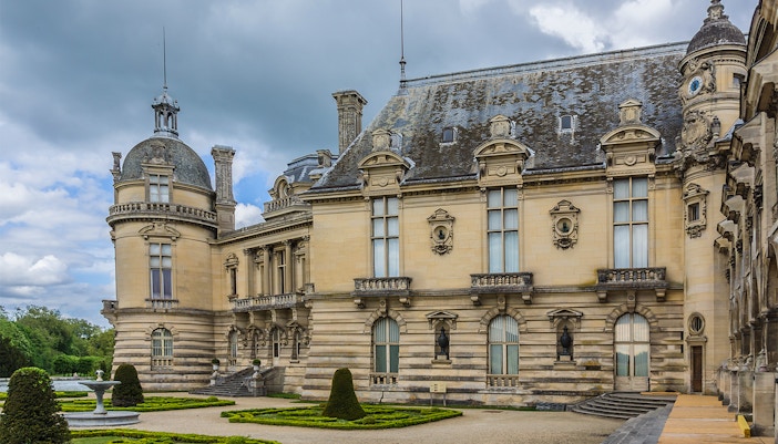 Chateau de Chantilly Architecture and Towers