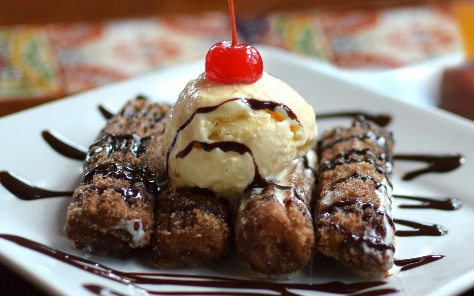 Churros with ice cream