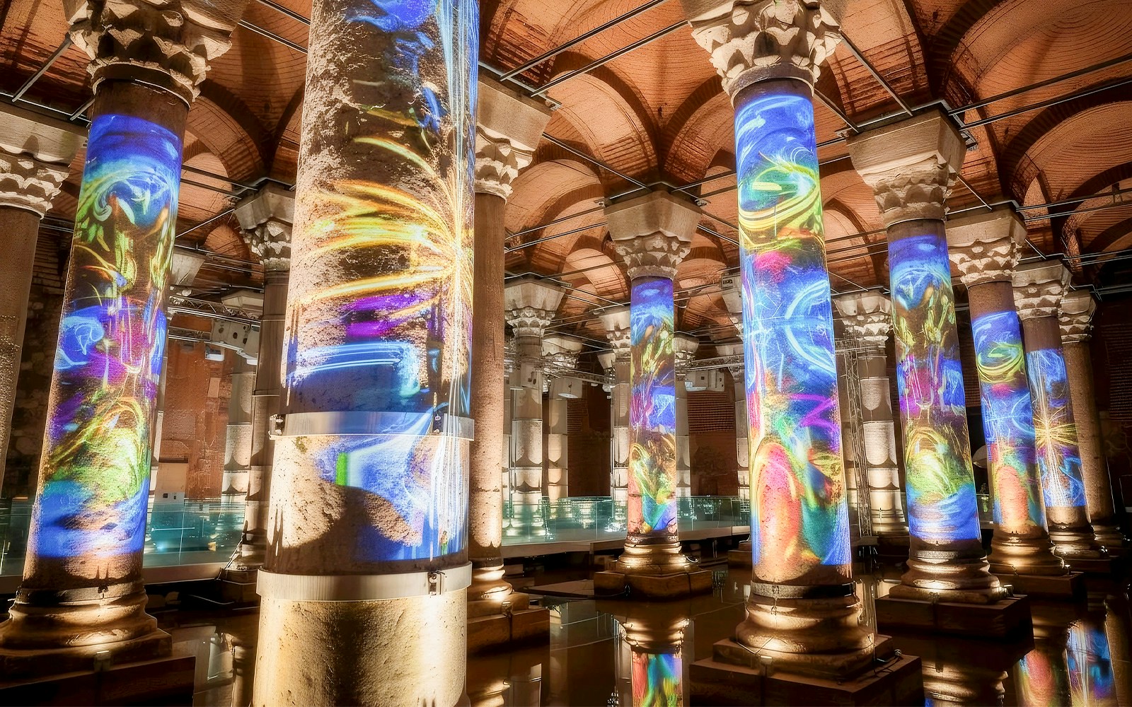 Light show on marble columns at Theodosius Cistern 