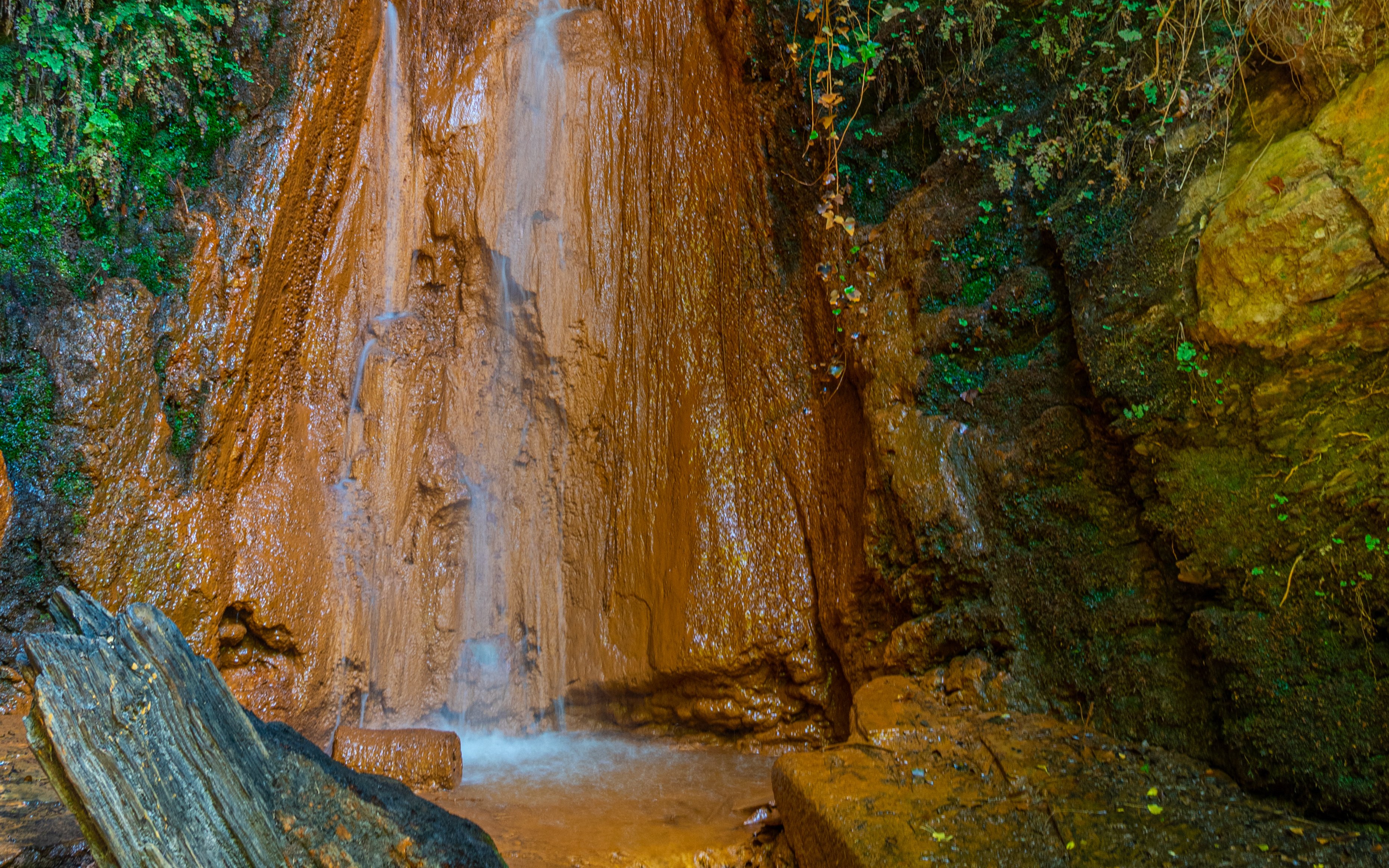 Fuente Agria källa & Chorrerón