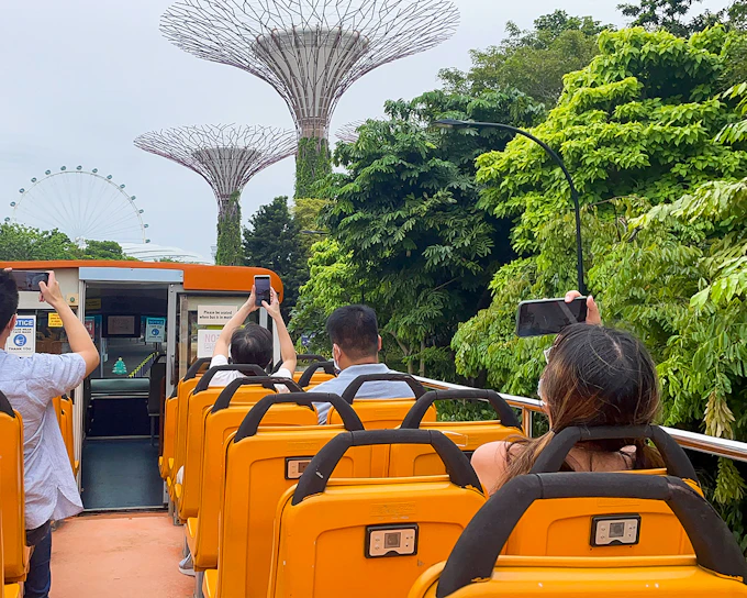 FunVee: Singapore Sightseeing Bus Tour