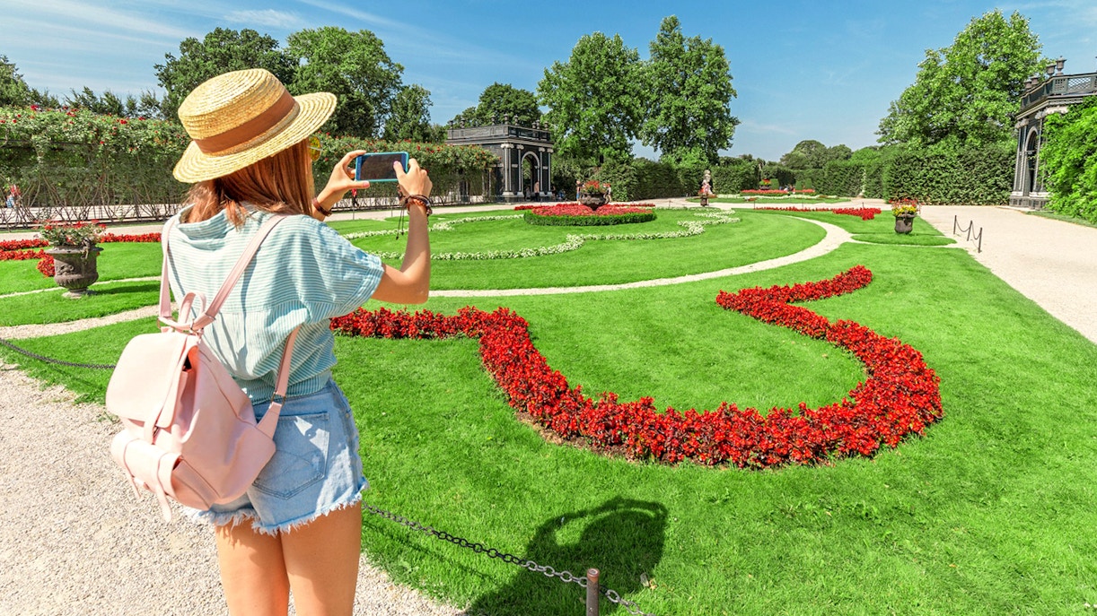 Neptune Fountain entrance of the Vienna Zoo