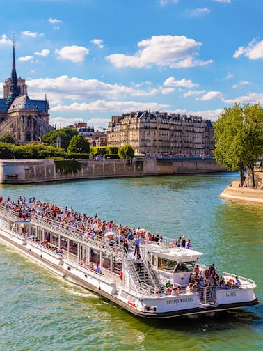 Bateaux Mouches Cruises