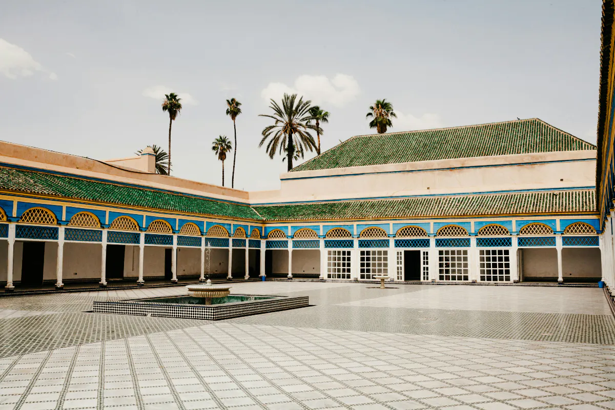 marrakech guided city tour with shopping stop-1