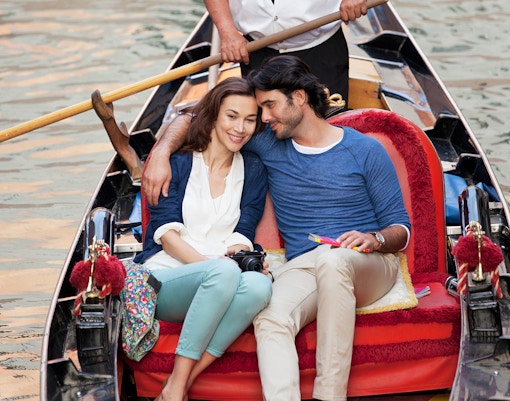 Un'atmosfera romantica e impareggiabile -giro gondola venezia