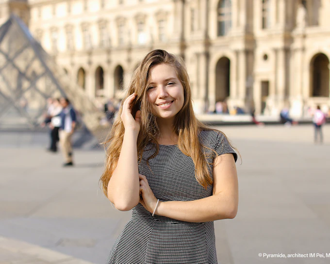 Louvre Museum Professional Photo Shoot