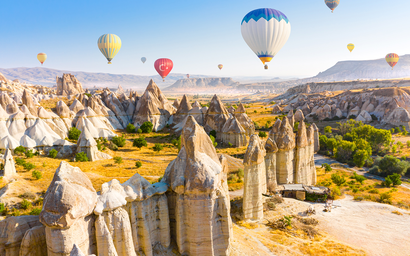 Hot air balloon tour over Fairy Chimneys