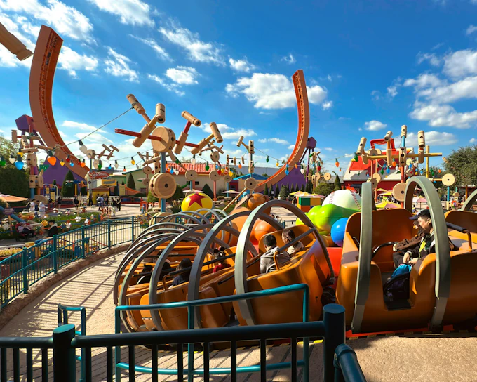 Shanghai Disneyland 1-Day Ticket with Unlimited Premier Access With Concierge Service (Min. 3 guests)