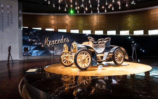 40 PS Mercedes-Simplex on display in a museum exhibit.