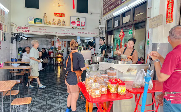 bangkok michelin bib gourmand food tour by tuk-tuk-1