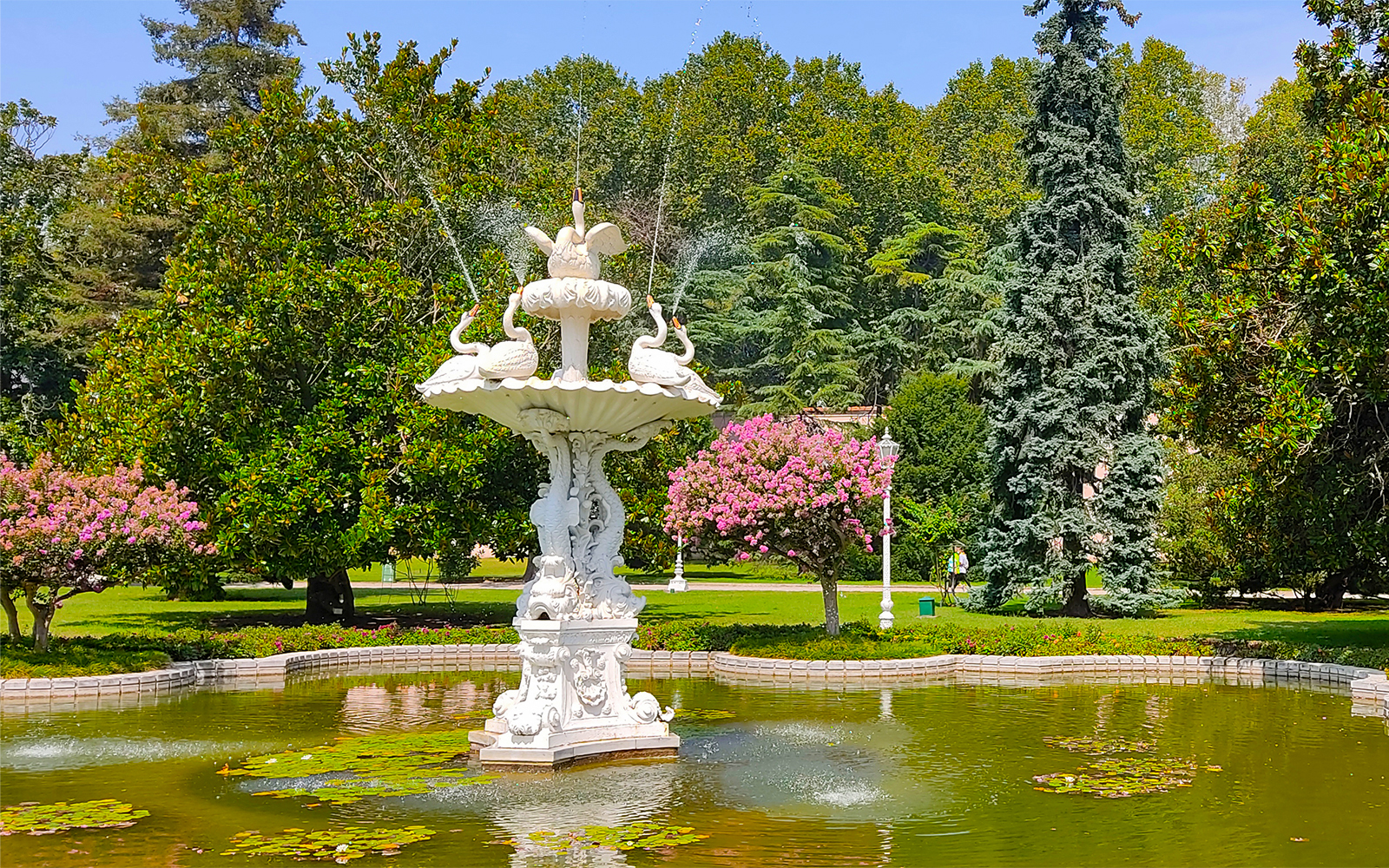 Dolmabahçe Palace Garden
