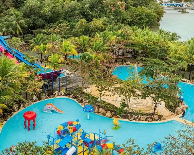 Hot Mineral Mud Bath and Water Park Admission at Cai River Spa (Product 54901)