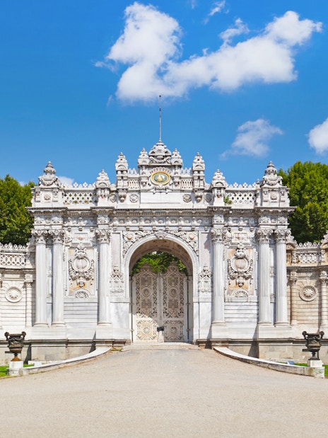 Exit gate of Dolmabahce Palace with ornate architecture, Istanbul, Turkey.
