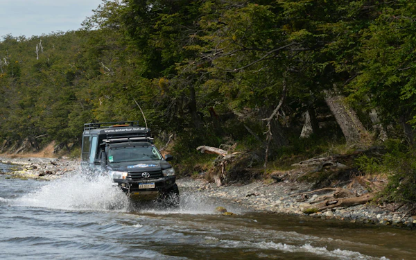 From Ushuaia: Lakes Off-Road 4x4 Tour with Forest Refuge Lunch