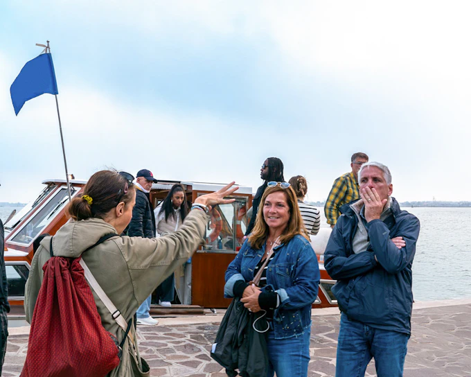 Murano & Burano Islands Private Boat Tour with Glass Blowing