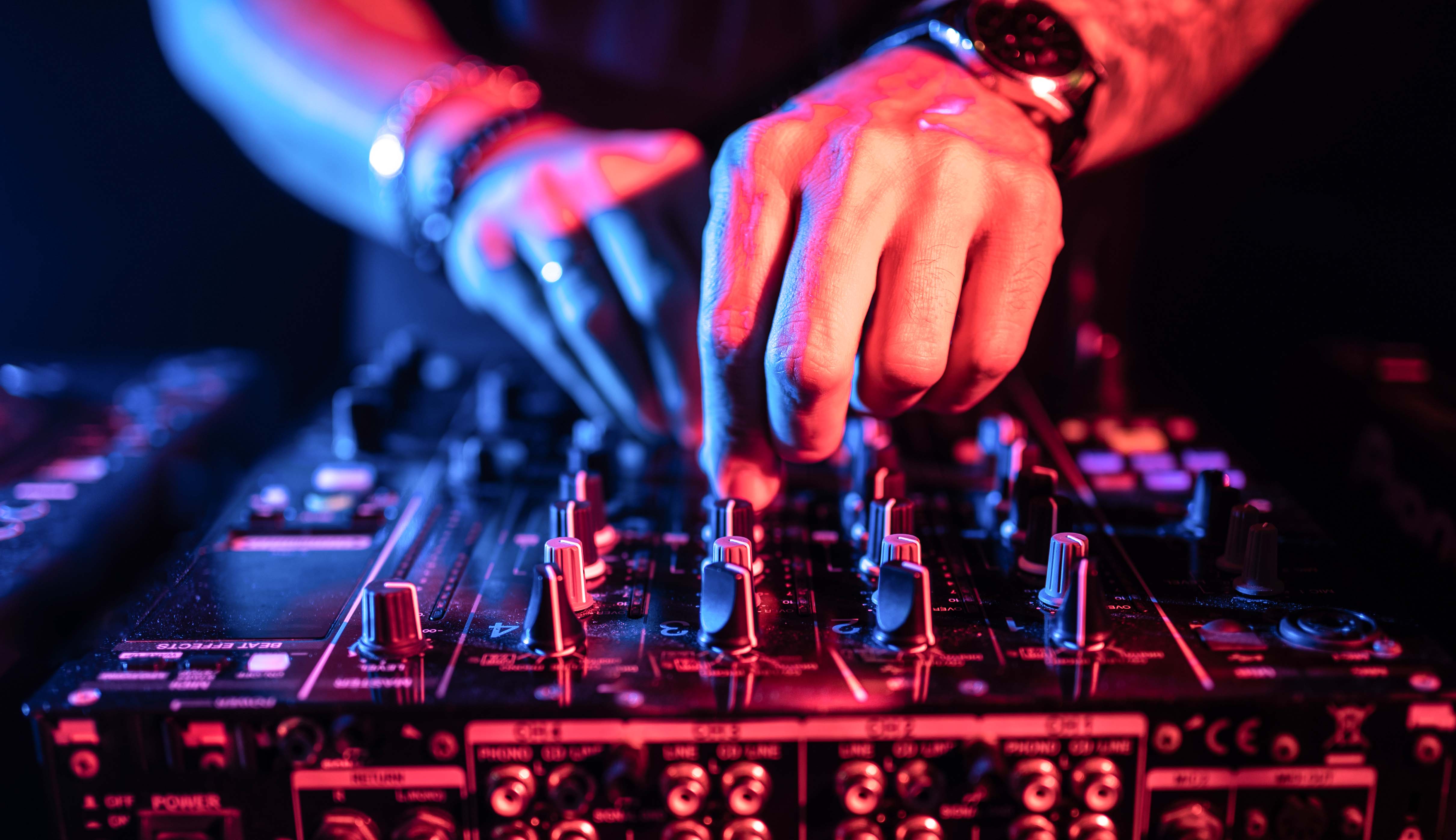 New Year in Madrid - NYE: Patrick Mason / DJ Heartstring / Gerardo Niva