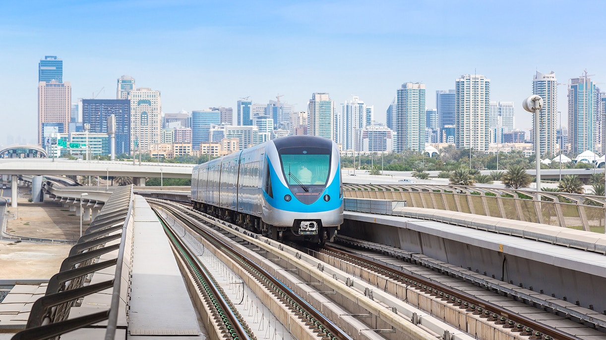 dubai new year - dubai metro
