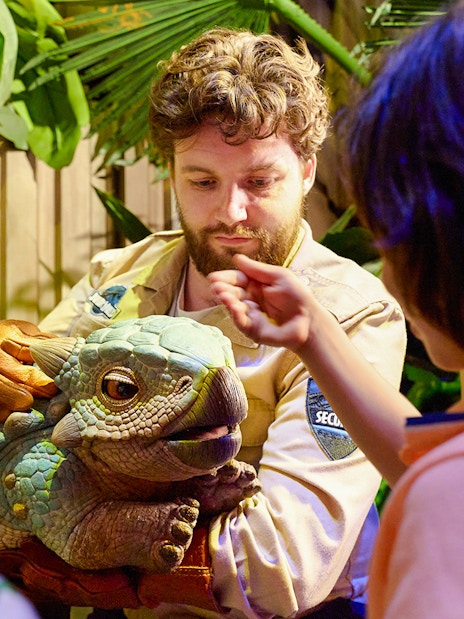 jurassic world: the experience-2