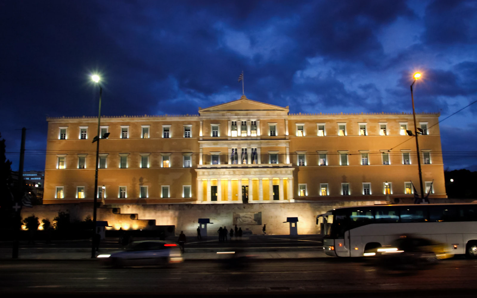 Athens Night Driving Tour with Hotel or Piraeus Port Pickup and Drop-off Image 3