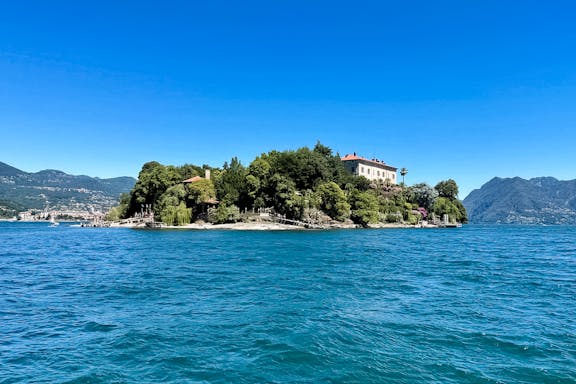 tour in traghetto hop-on hop-off delle isole borromee-15
