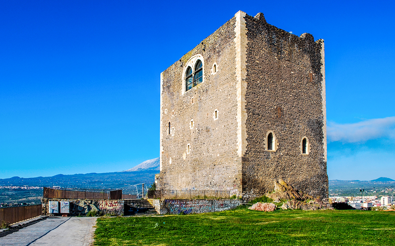 Norman Castle - Paterno