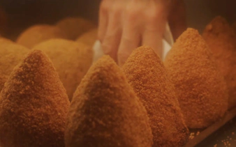 visite culinaire à pied consacrée à la cuisine de rue de catane, avec dégustations-5