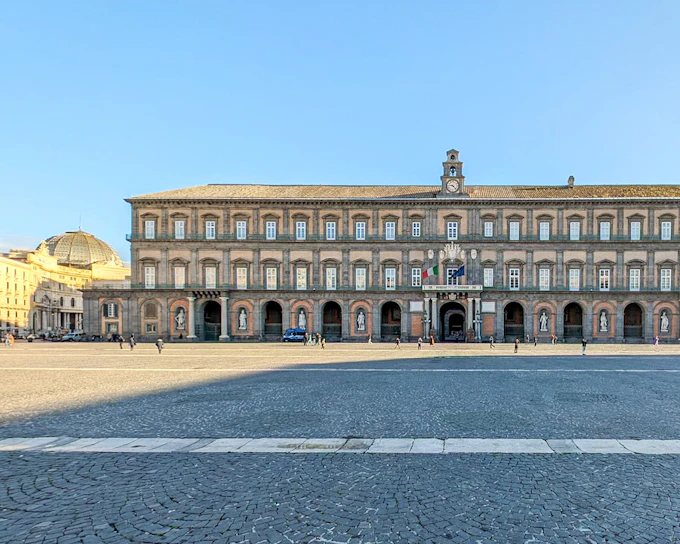 Royal Palace of Naples and Naples Downtown Small Group Guided Tour with Art Historian