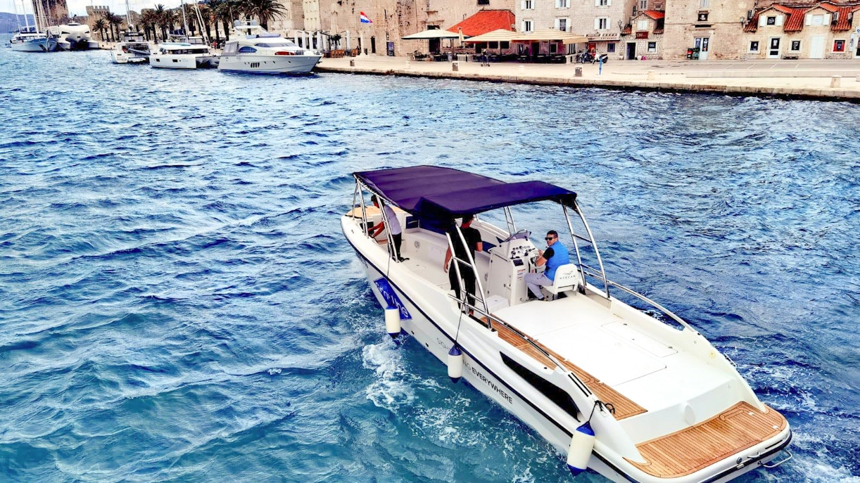 Best time to go on a Blue Cave tour