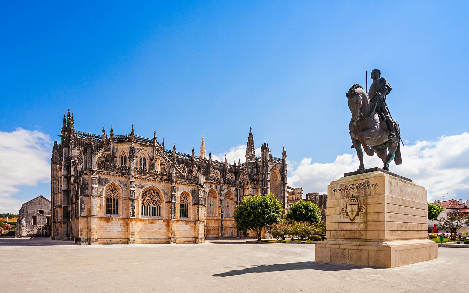 About Batalha Monastery