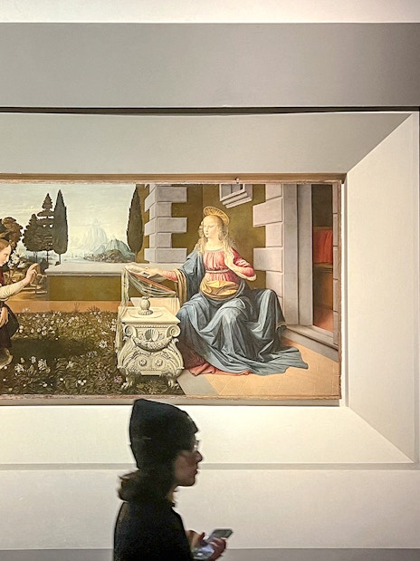 Annunciation painting by Leonardo da Vinci at Uffizi Gallery, Florence.